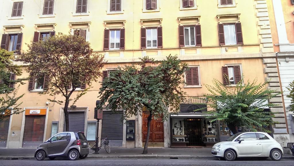 Cola Di Rienzo - In Casa de hóspedes Roma